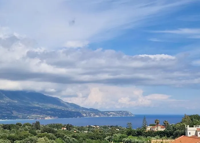Villa Loukia *